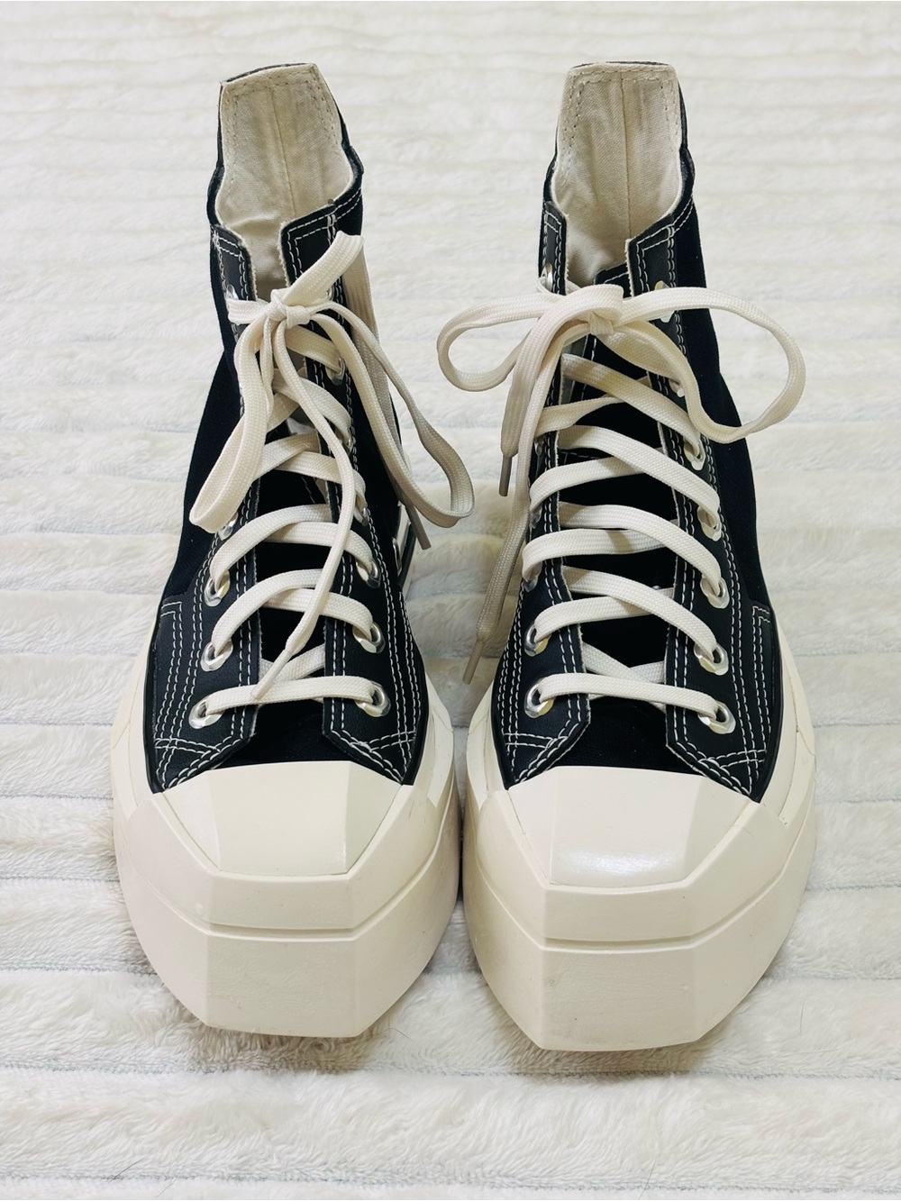 Converse Chuck 70 De Luxe Squared High Top Sneakers sz 5 - Picture 4 of 12